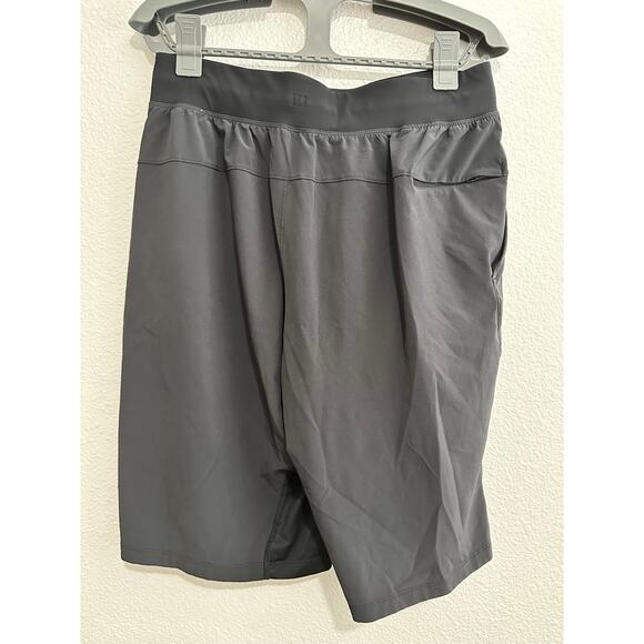 Lululemon Training T.H.E. Linerless Shorts Mens Medium Black M7AA3S 11" Inseam - Picture 2 of 12